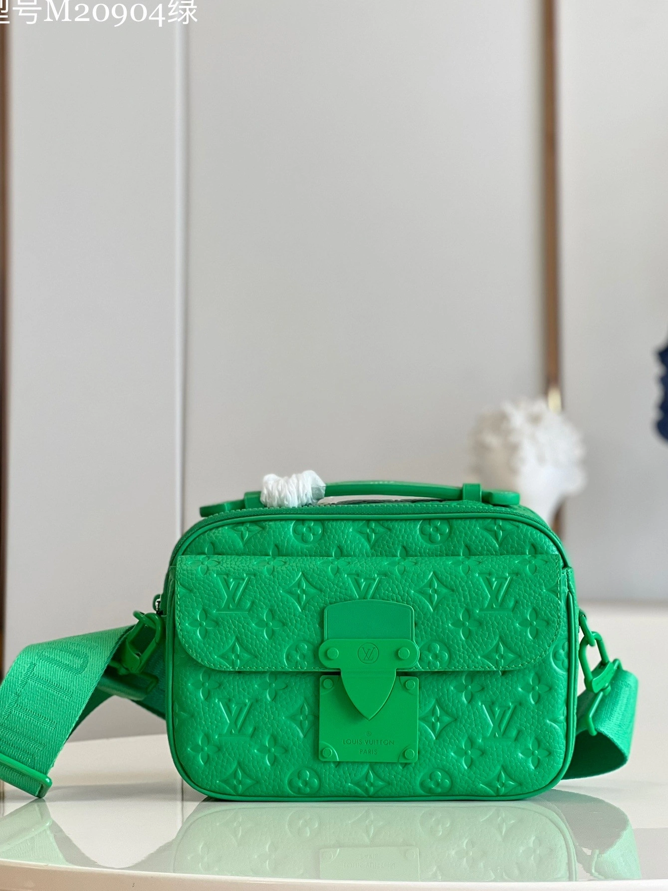 Cheap MESSENGER S LOCK LOUIS VUITTON 0728